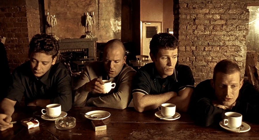 JOGOS, TRAPAÇAS E DOIS CANOS FUMEGANTES (DUBLADO/1080P) – 1998 FormatFactoryJogos%2BTrapa%25C3%25A7as%2Be%2B2%2Bcanos%2Bfumegantes.98.1080p..dual.mkv_snapshot_01.17.18.425