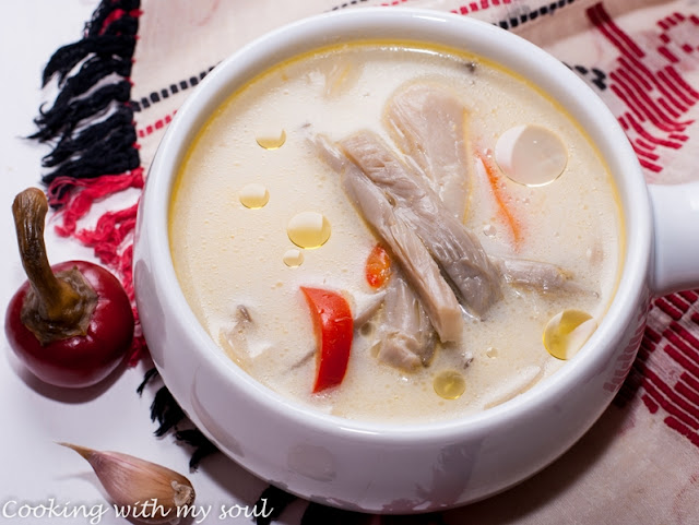 Ciorba de burta ... falsa (Sour soup with pleurotus mushrooms)