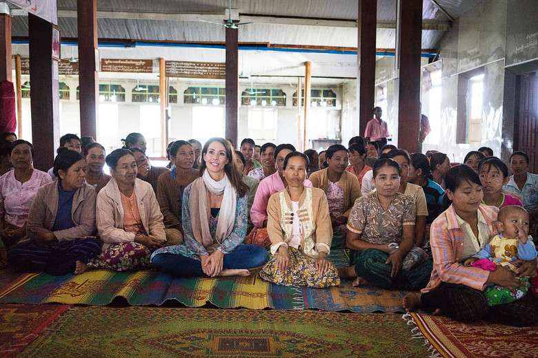 CASA REAL DE DINAMARCA - Página 75 Dca_prinsesse_marie_myanmar_2016-11_frise_0