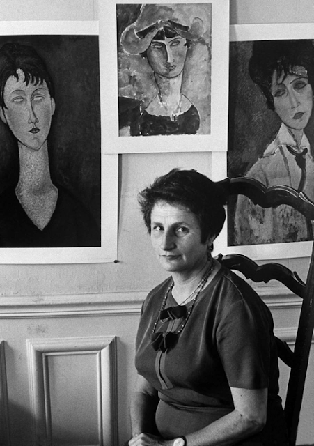 Painters [*/ ) When I know your soul | Amedeo Modigliani & Jeanne Hebuterne 4 Painters [*/ ) When I know your soul | Amedeo Modigliani & Jeanne Hebuterne Artist+Jeanne+Modigliani+with+paintings+of+her+mother,+Jeanne+Hubuterne