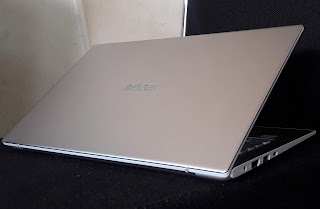Laptop ASUS VivoBook S13 Core i5 Generasi 8