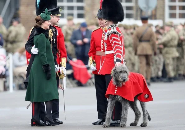 Kate Middleton wore green Catherine Walker coatTod's Suede Pumps and KIKI McDonough Green Tourmaline and Green Amethyst Oval Drop Earrings