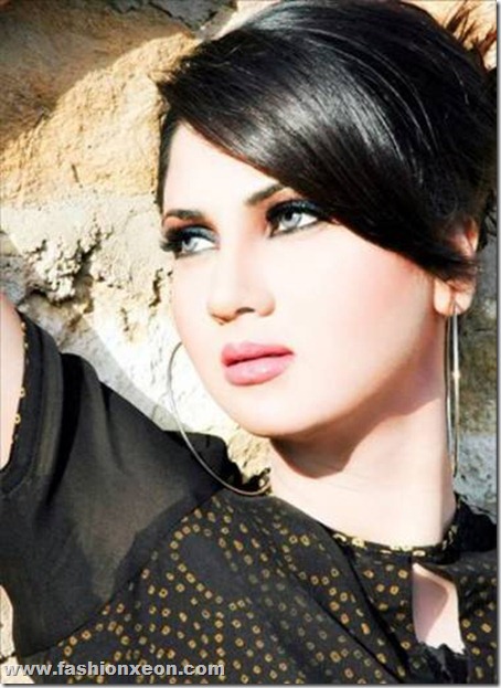Jeff Green Wallpapers Pakistani Female Models