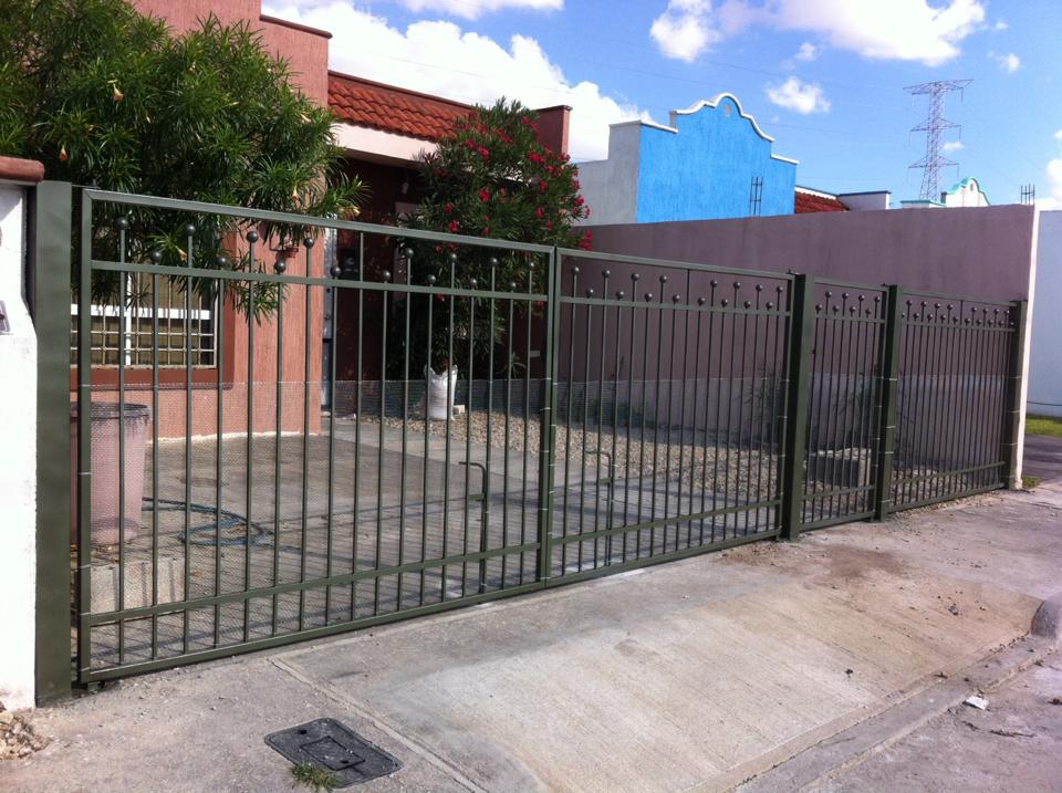 cocheras levadizas puerta para cochera puertas levadizas corredizas cocheras levadizas puerta para cochera puertas levadizas corredizas
