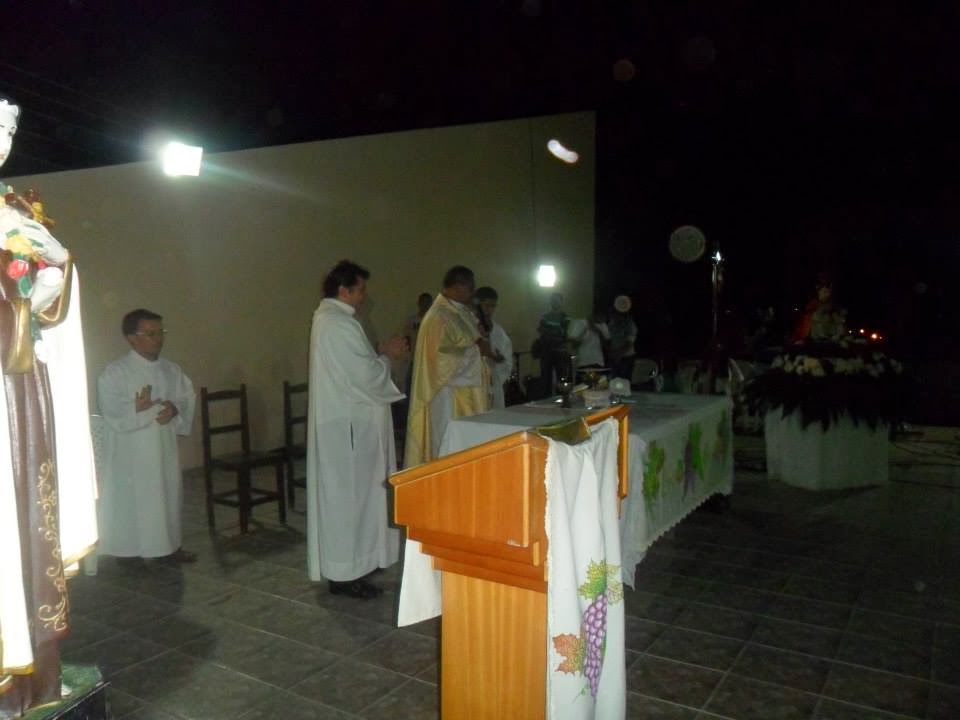 Paróquia Santa Teresinha e Santuário do Menino Jesus Chorozinho MISSA DO MENINO JESUS DE PRAGA Paróquia Santa Teresinha e Santuário do Menino Jesus Chorozinho MISSA DO MENINO JESUS DE PRAGA