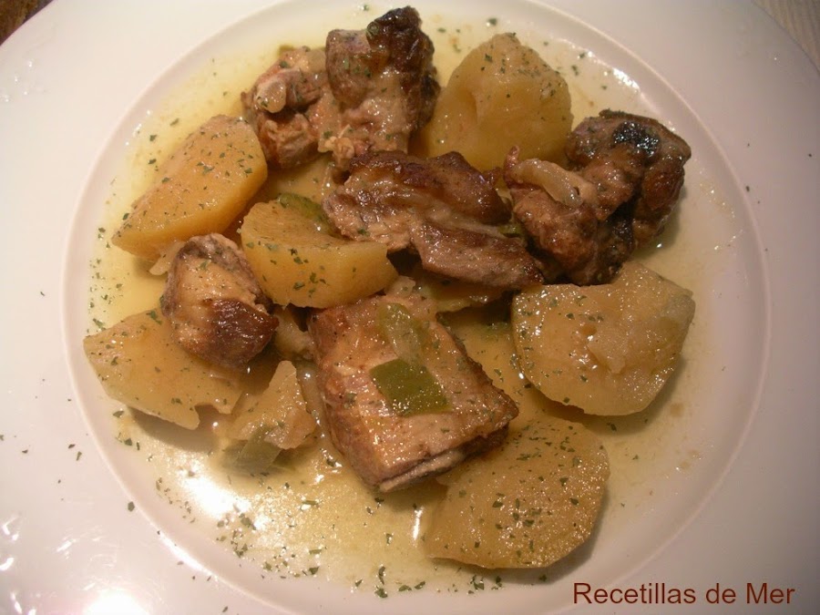 costilla con patatas. recetillasdemer