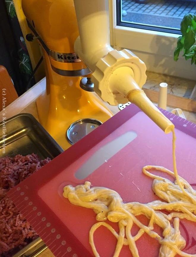 Alexa´s Köstlichkeiten: Bratwurst selbstgemacht! Alexa´s Köstlichkeiten: Bratwurst selbstgemacht!