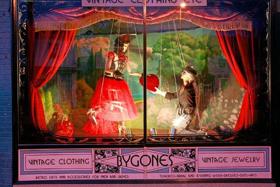 Vitrine dia dos namorados blog viés design