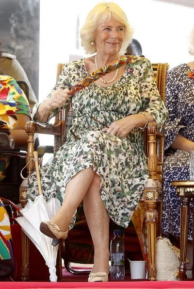 he Duchess of Cornwall also visited the National Cultural Centre in Kumasi