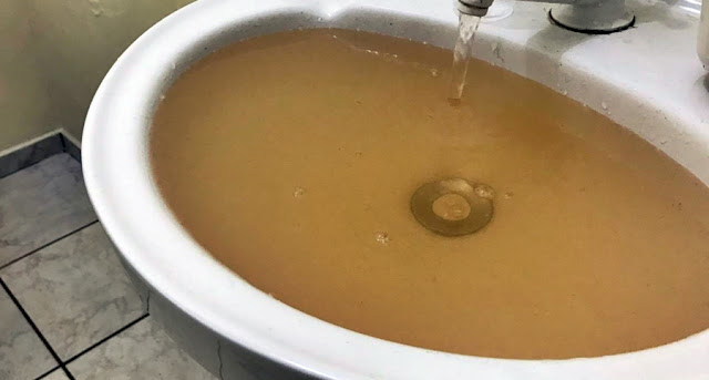 Manoel Ribas: Água suja saindo de torneira causa preocupação