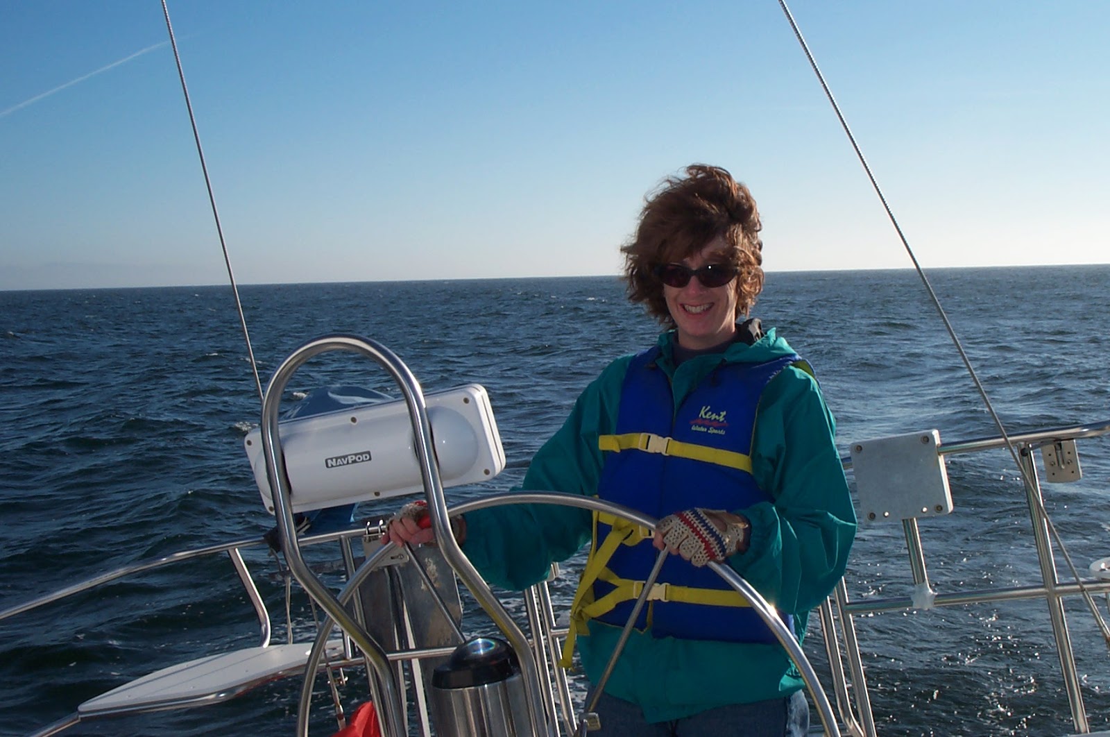 Singlehanded sailing through life