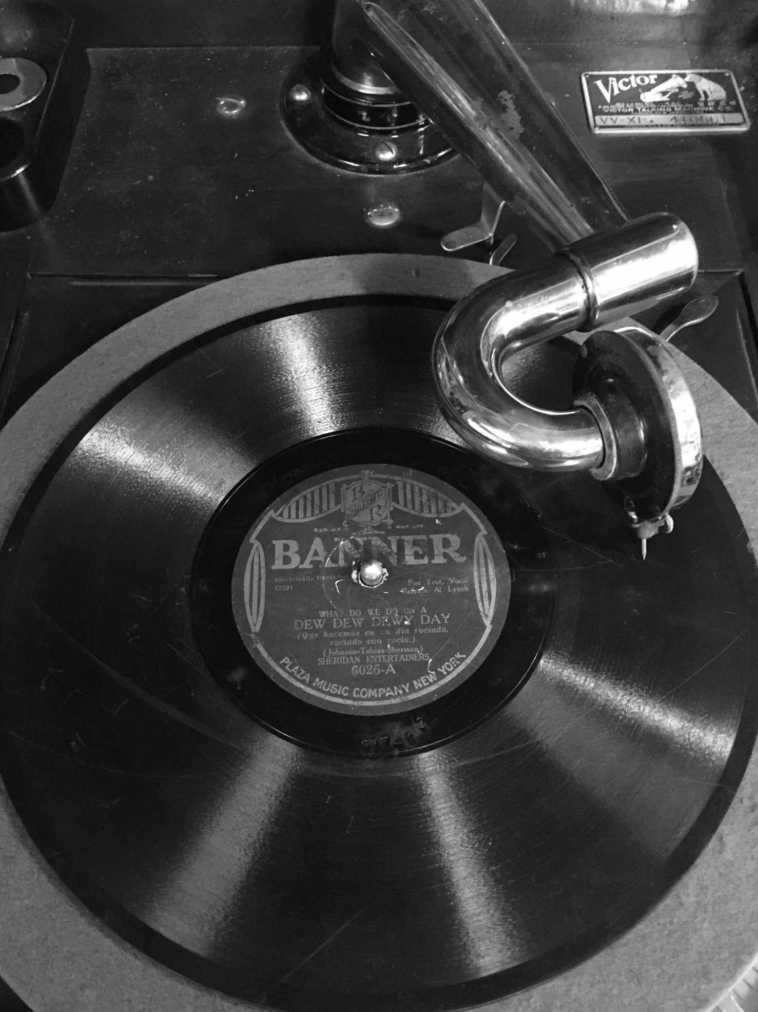 The History of Cool Stuff™ How 45 RPM Records Changed Music Forever.