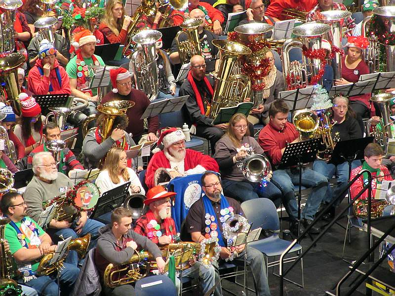 a voice from the rustbelt Tuba Christmas