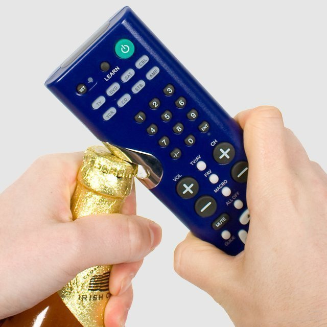 Cool Stuff Clicker, 2 In 1 TV Remote And Bottle Opener TNGEEK