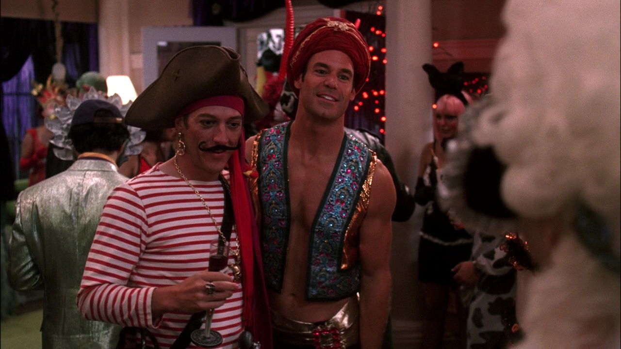 Films Et Séries Tv Avec Tuc Watkins ausCAPS: Tuc Watkins shirtless in Desperate Housewives 4-06 "Now I Know
