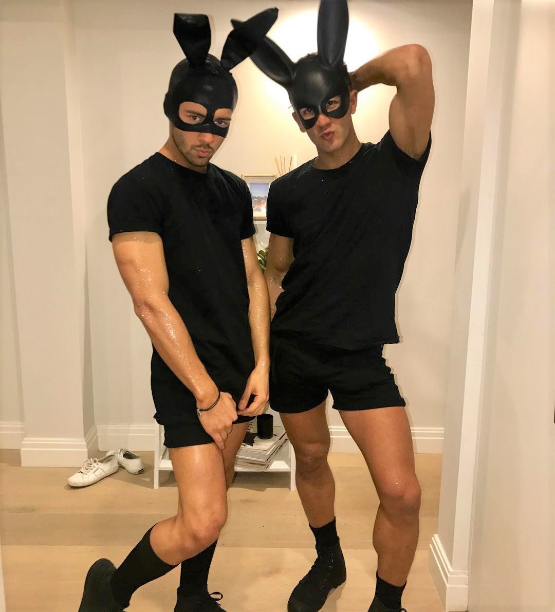 Cute halloween costumes for gay couples