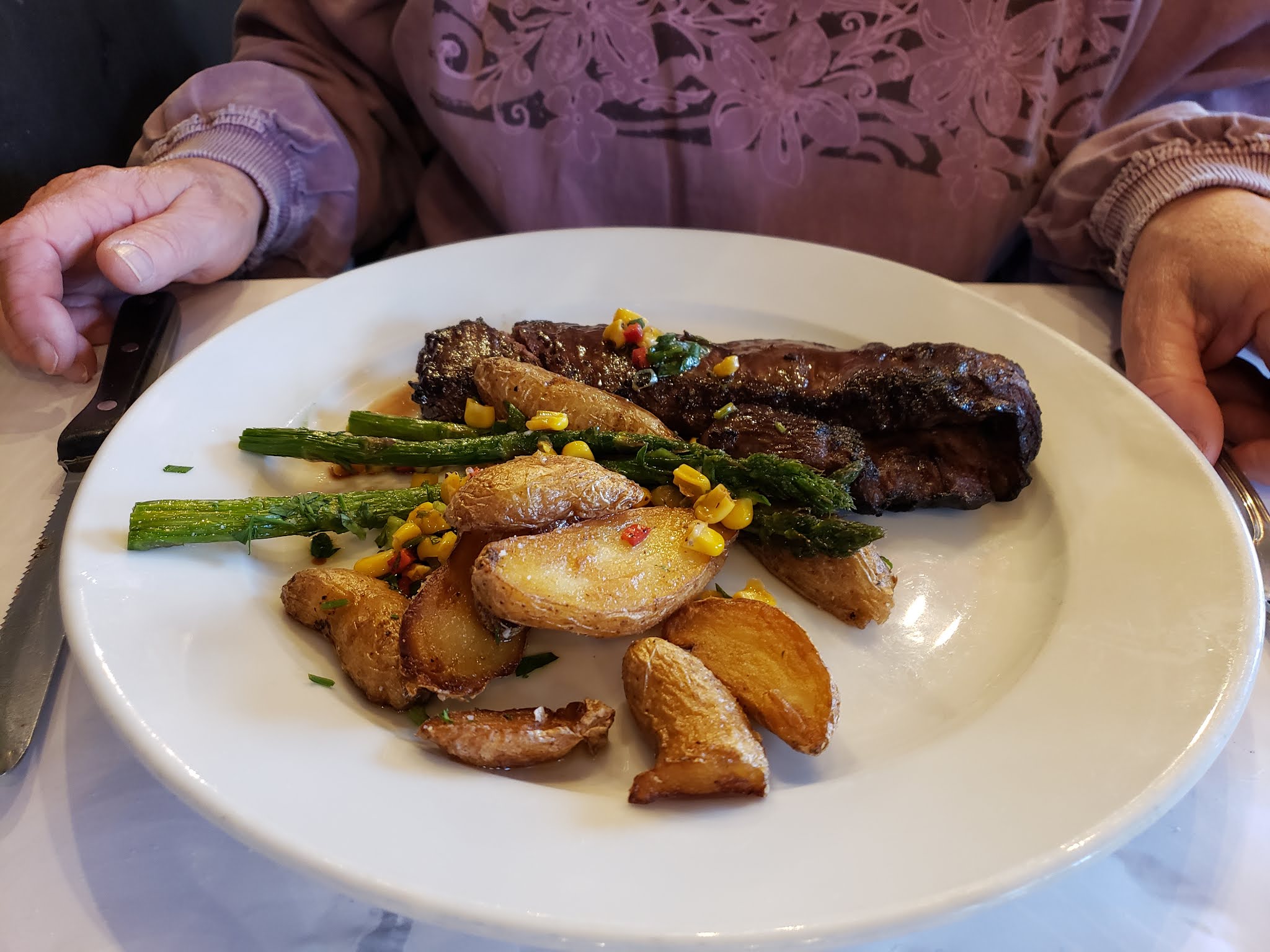 Snaps American Bistro in Wantagh 25 April 2021