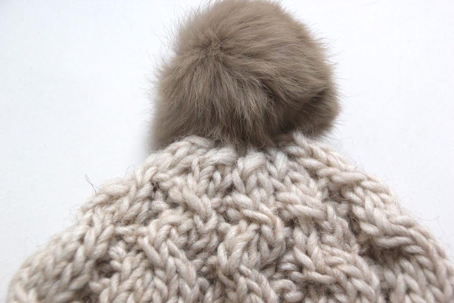 Tutorial de lana: Como hacer gorro trenzado ochos (patrones gratis)