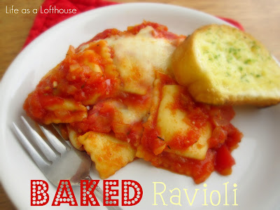 Baked Ravioli is delicious raviolis full of Italian flavor that are baked in the oven. Life-in-the-Lofthouse.com