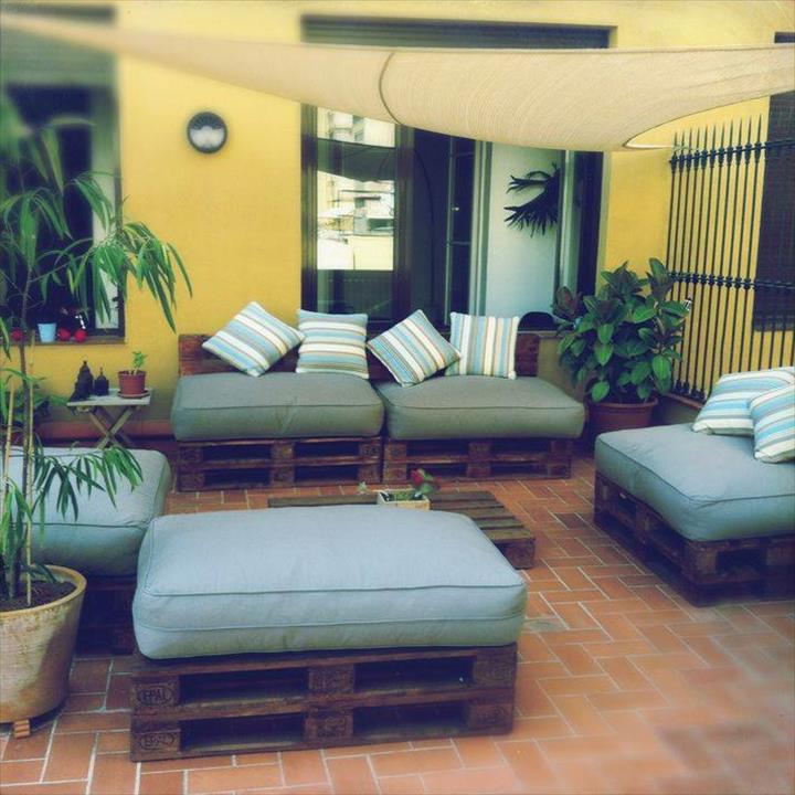 Top 60+ Recycling DIY Pallet Sofa Ideas - Pallets Platform