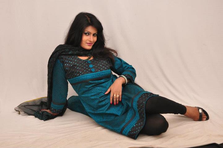 Lifestyle of Dhaka: Some photo of actress and model Wahida Rahi