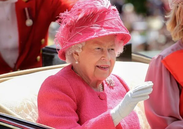 Queen Elizabeth II, Prince Andrew and Sarah Ferguson, Duchess of York attended the 4th day of the Royal Ascot