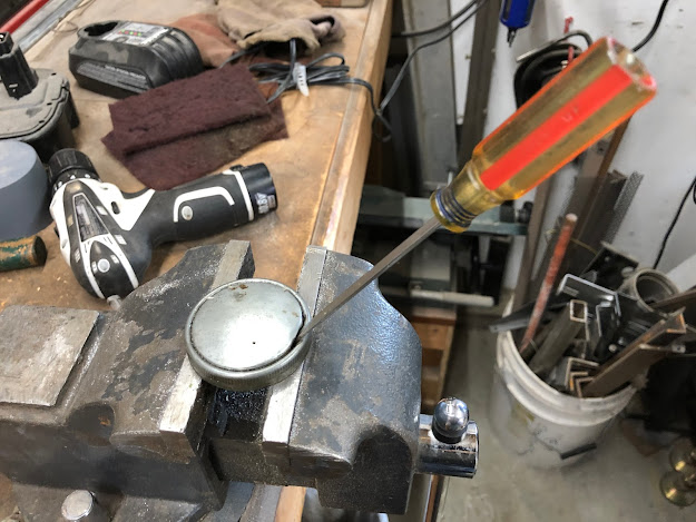 CT90 gas cap disassembly