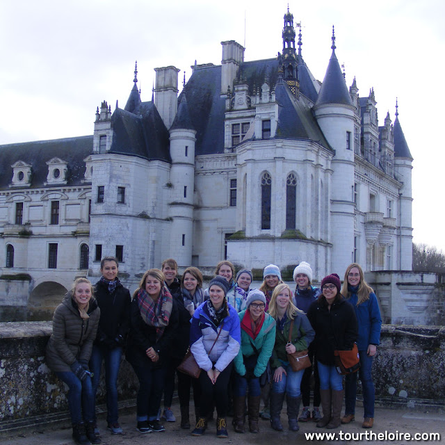 Group of American students at the Chateau of Chenonceau, Indre et Loire,  France. Photo by Loire Valley Time Travel.