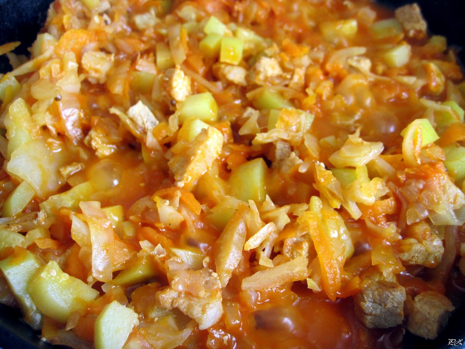 Бигус с кабачками