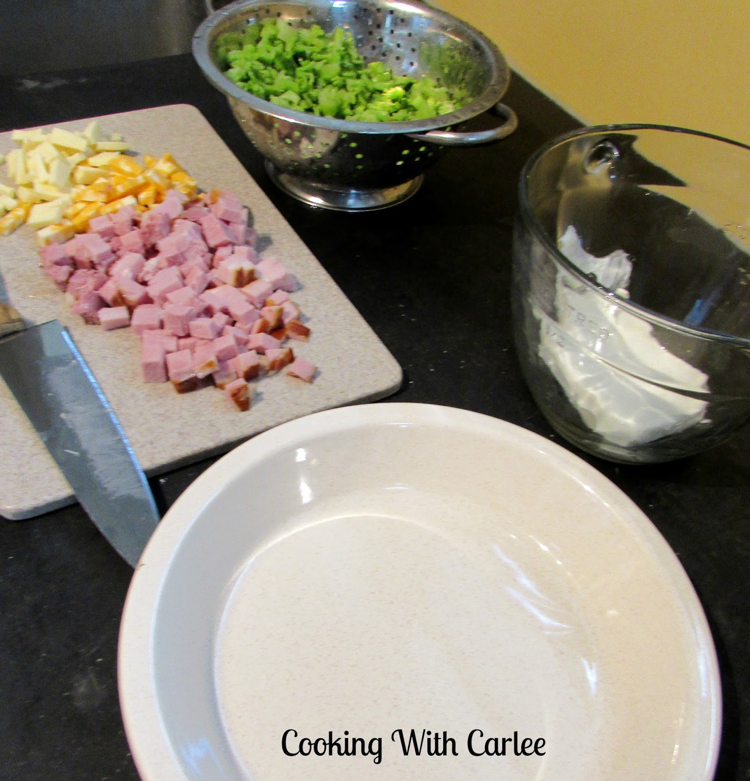 Cooking With Carlee Ham, Broccoli and Cheese Pot Pie
