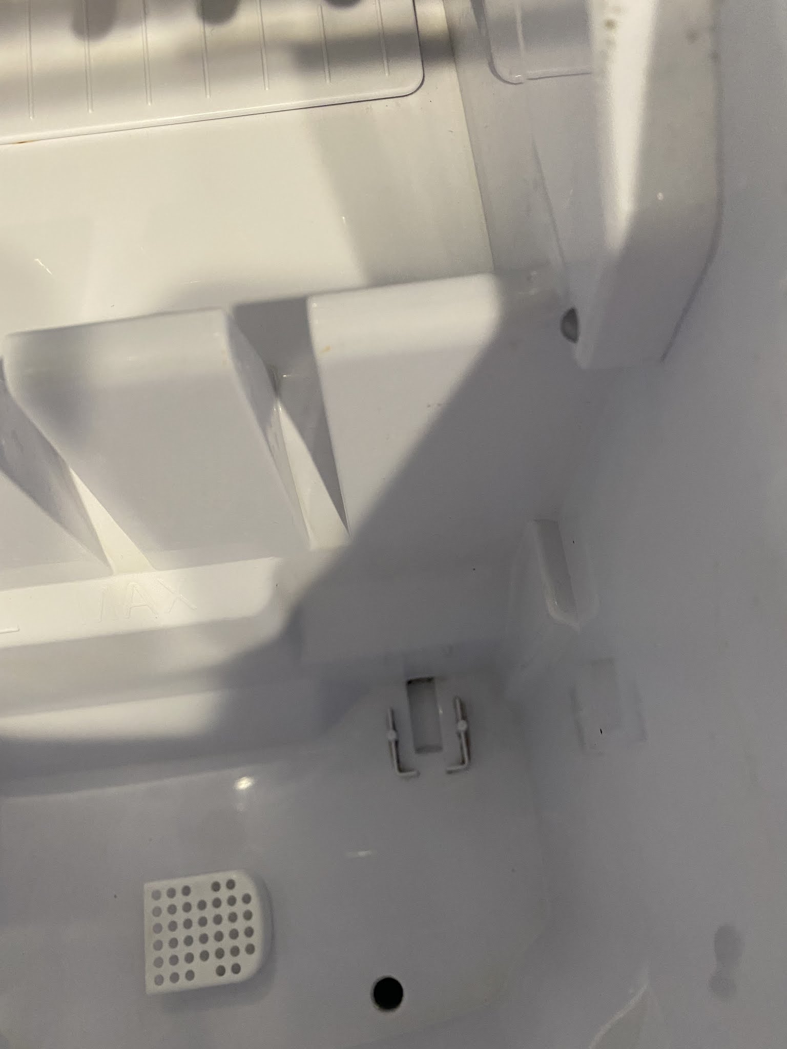 How to Keep Your Portable Ice Maker Clean — The Southern Glamper