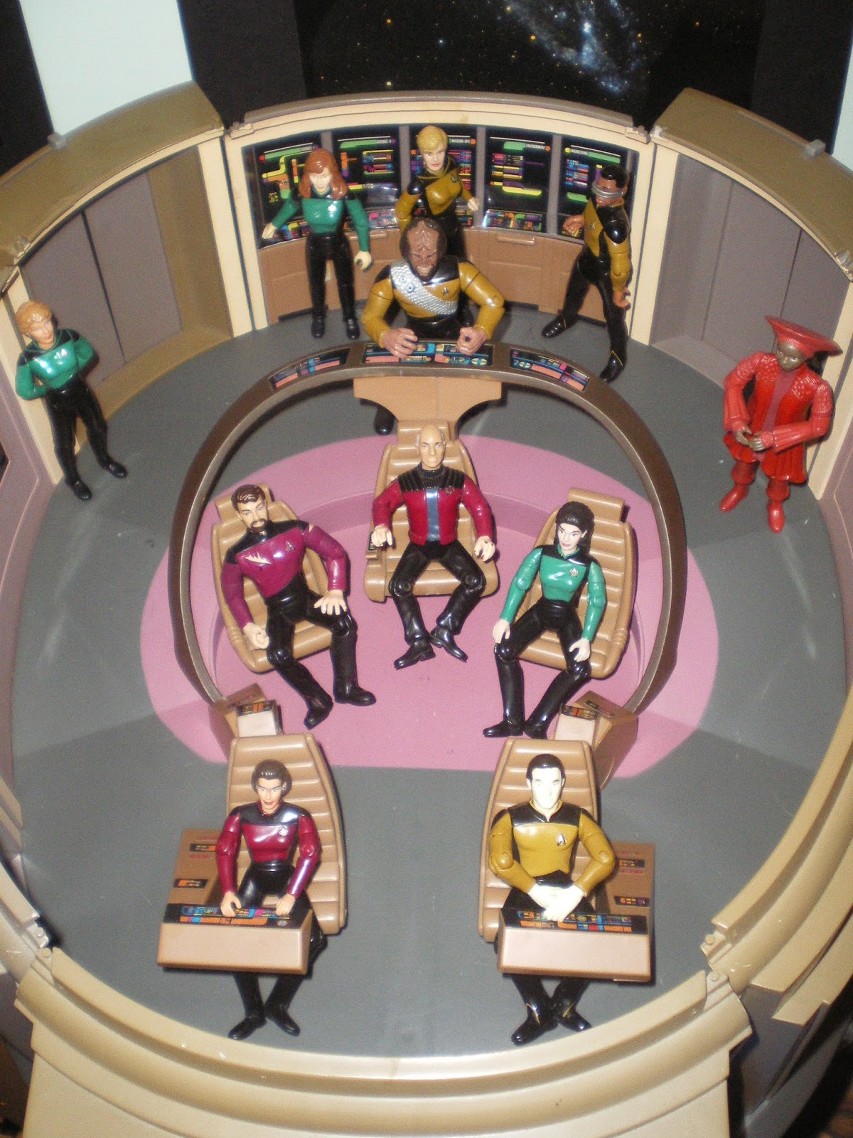 Vaka Rangi: Totemic Artefacts: Playmates Star Trek: The Next Generation ...