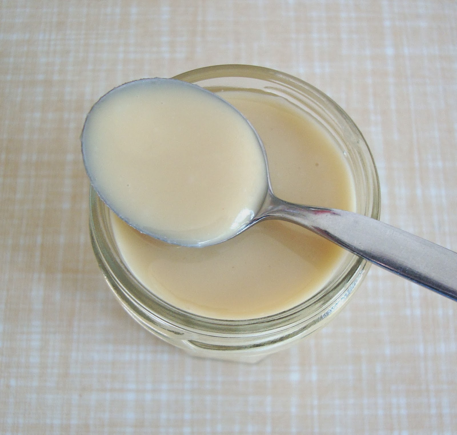 Cooketteria Darf's ein bisschen Amlou zum Beghrir sein?