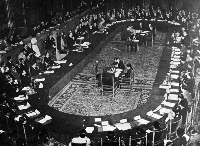 PERJUANGAN MEMPERTAHANKAN NKRI MELALUI JALUR DIPLOMASI