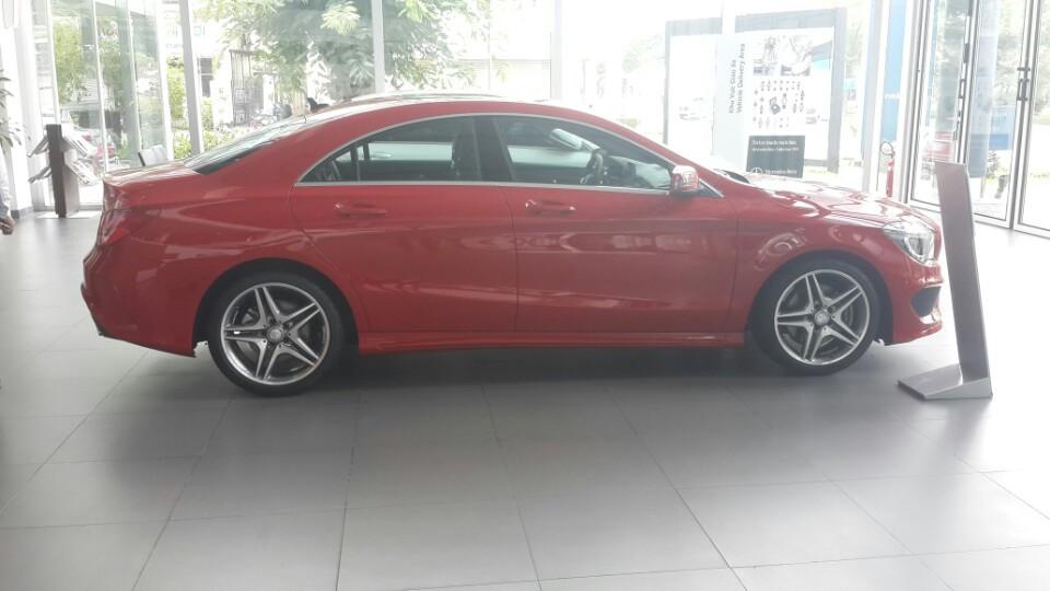 Bán Xe Mercedes CLA250 4Matic Màu Đỏ Thể Thao 2015 b Bán Xe Mercedes CLA250 4Matic Màu Đỏ Thể Thao 2015 b