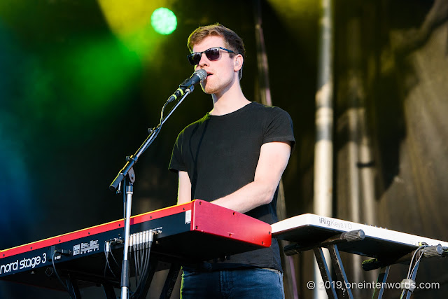 Alice Merton at Riverfest Elora on Saturday, August 17, 2019 Photo by John Ordean at One In Ten Words oneintenwords.com toronto indie alternative live music blog concert photography pictures photos nikon d750 camera yyz photographer summer music festival guelph elora ontario