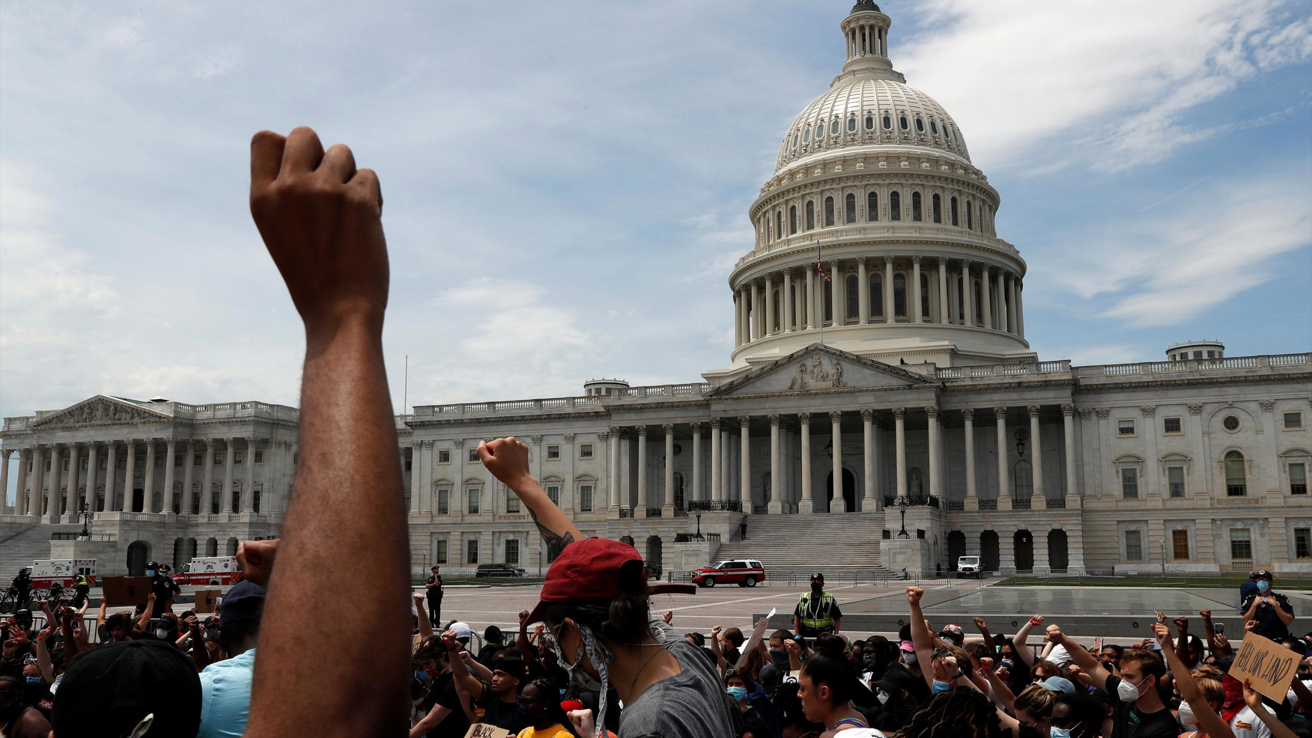 US Democrats Introduce Sweeping Legislation To Reform Police
