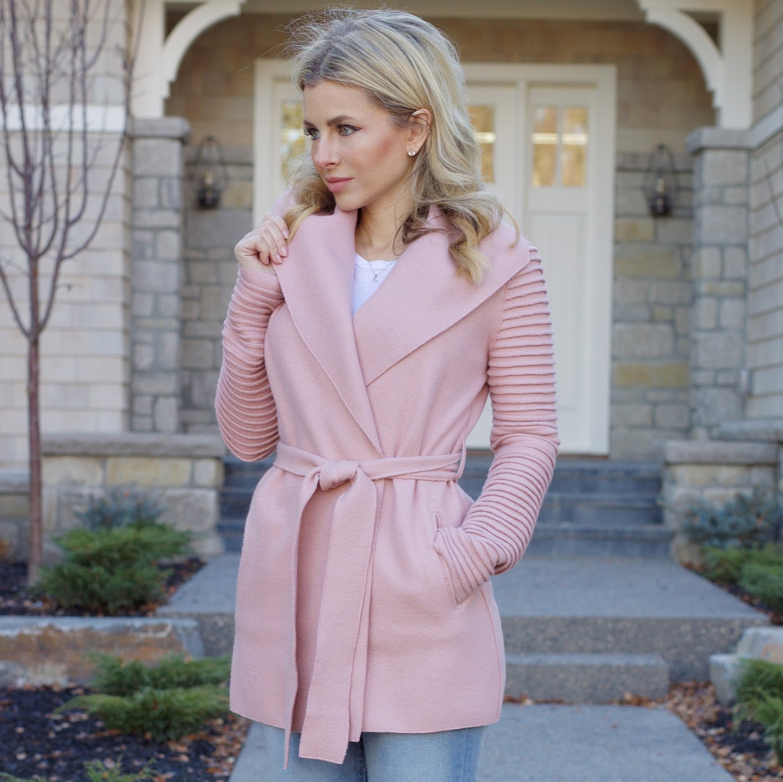 Erica Cook | Calgary Based Lifestyle Blog: The Style Files : Sentaler Coats