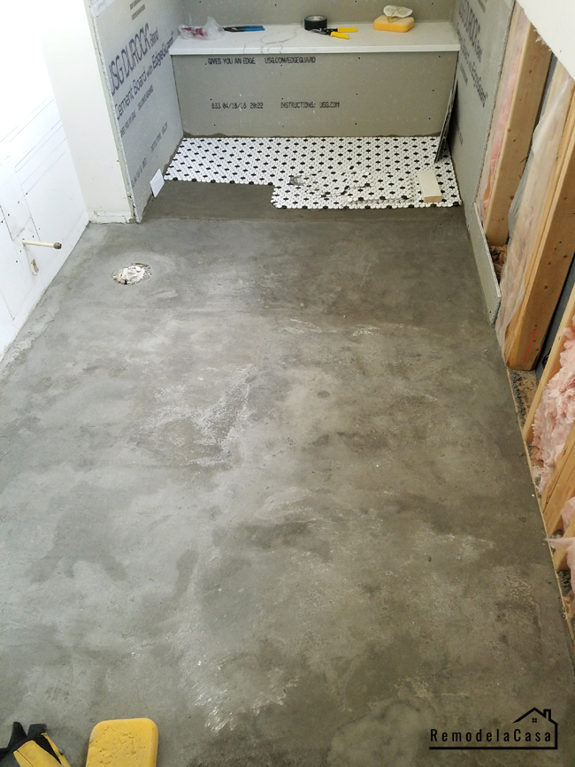 Bathroom Renovation FloorLevel Shower Install Remodelando la Casa