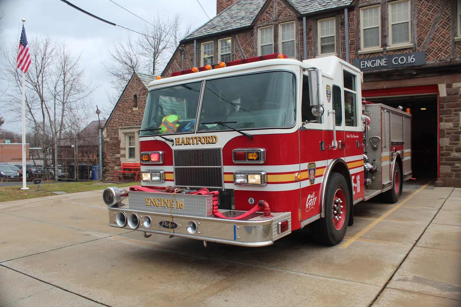 Fire Mike On All Things Fire HARTFORD FIRE DEPT STATIONS 16,14,2,5 ALL