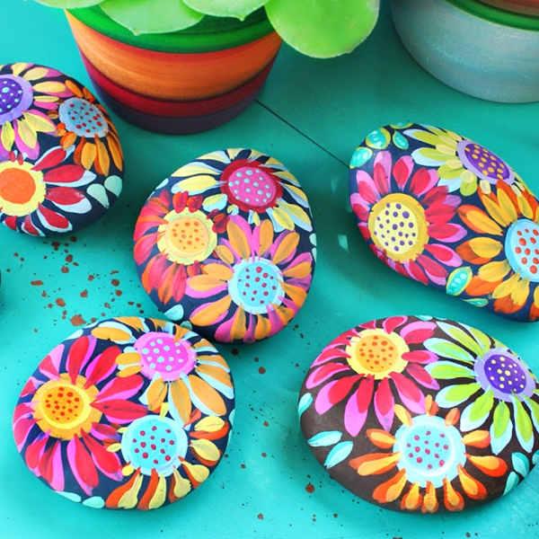 Simple Flower Rock Painting Tutorial
