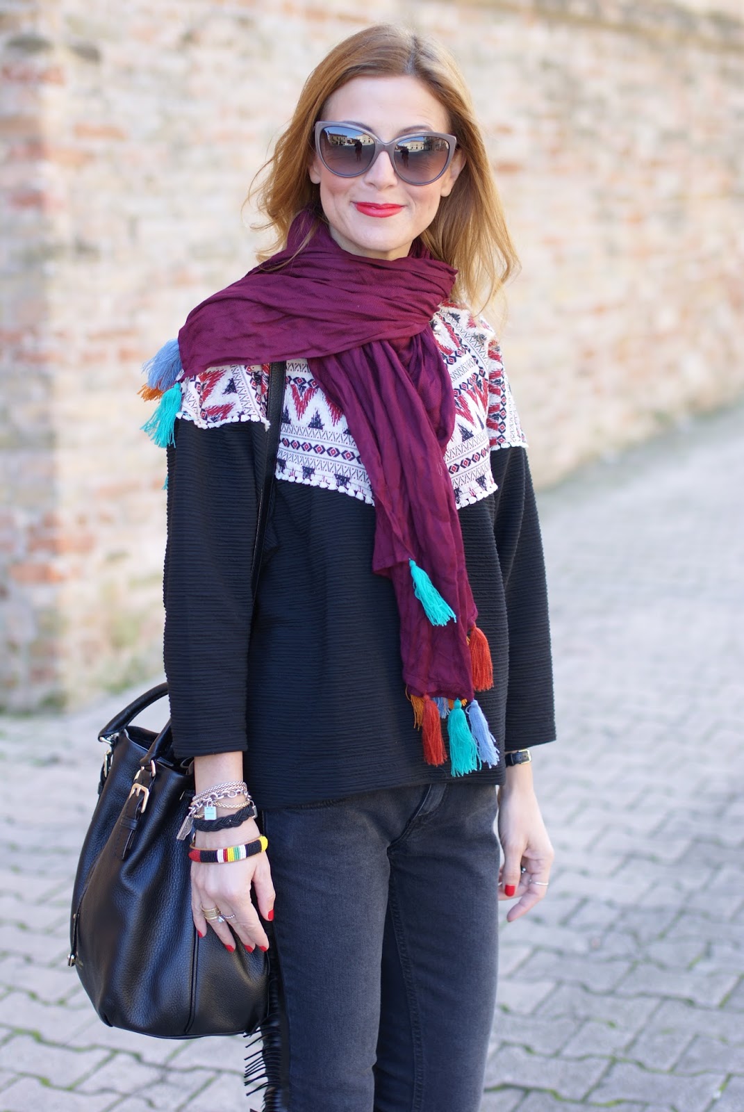 Fringed jeans and tassel scarf: ethnic chic outfit | Fashion and ...