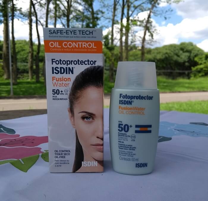 Fotoprotector ISDIN Fusion Water Oil Control FPS 50 Vamos ser Sinceras