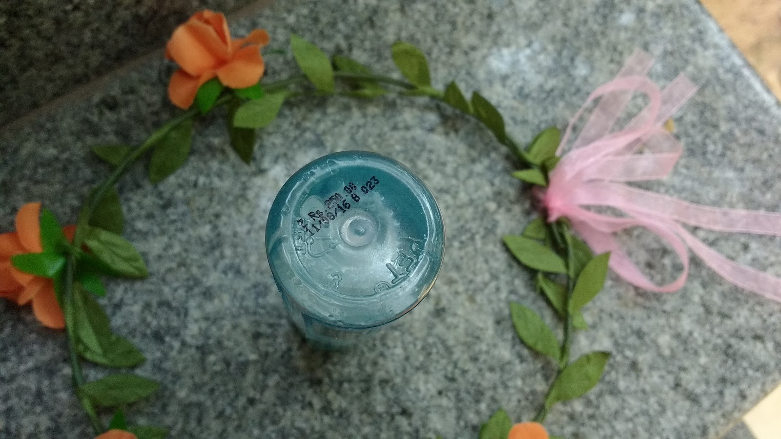 Lakme Absolute BiPhased Makeup Remover Review Bling Sparkle