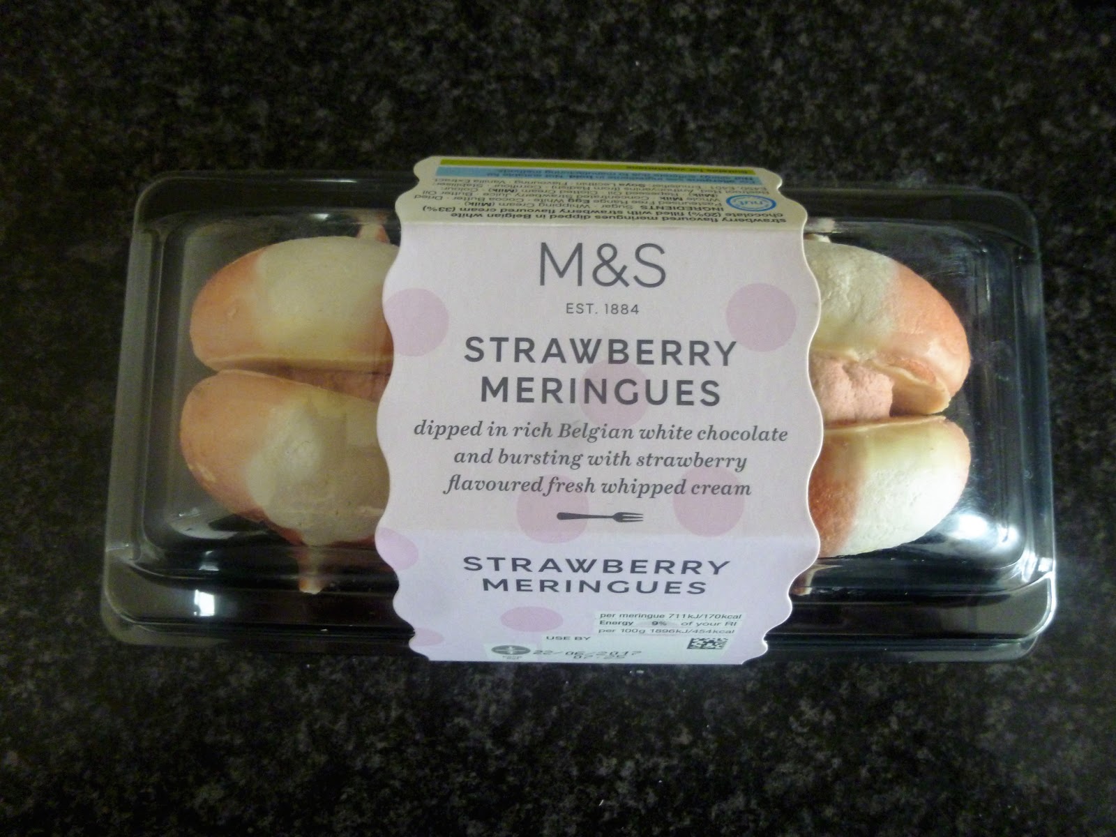 Marks & Spencer Food Reviews M&S Strawberry Meringues