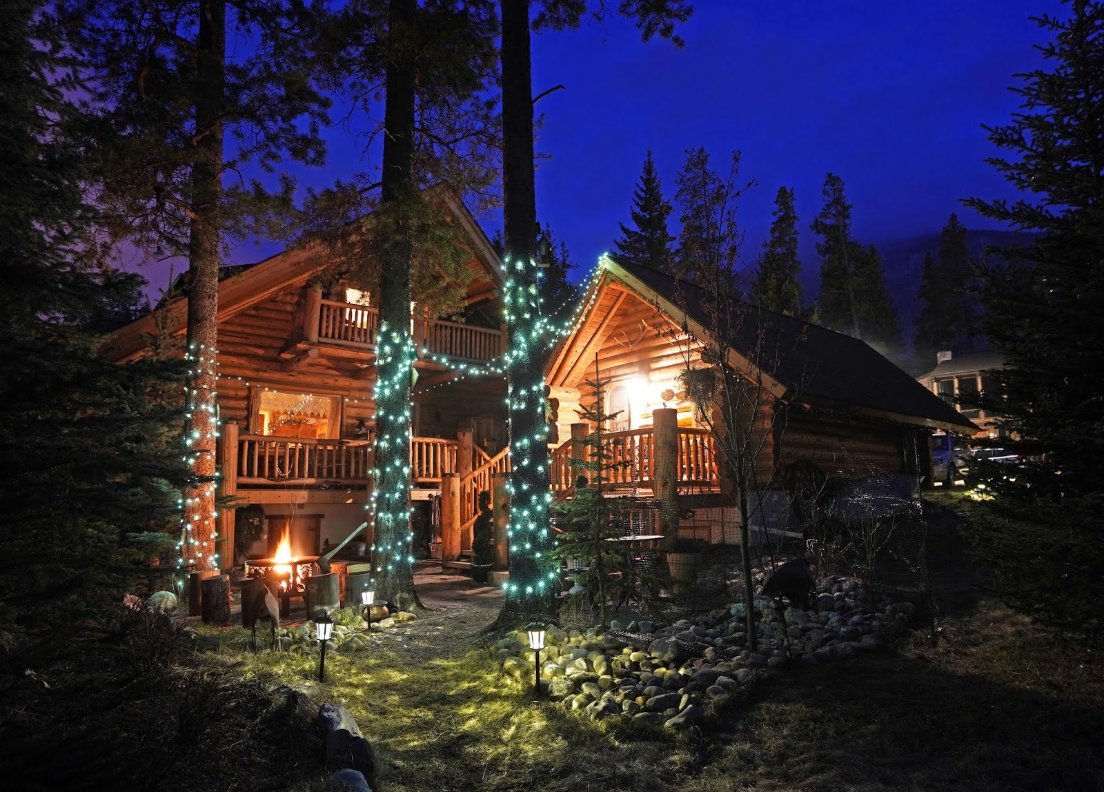 Alpine Peak Photography: Banff Log Cabin - Luxury Retreat for 2