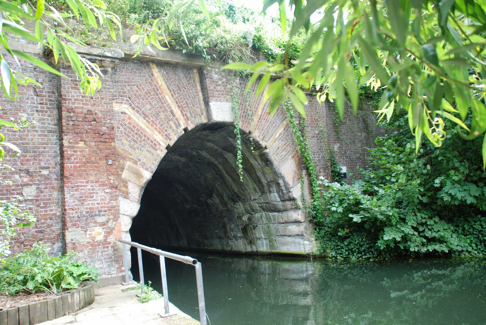 Islington Tunnel, Regent's Canal, London