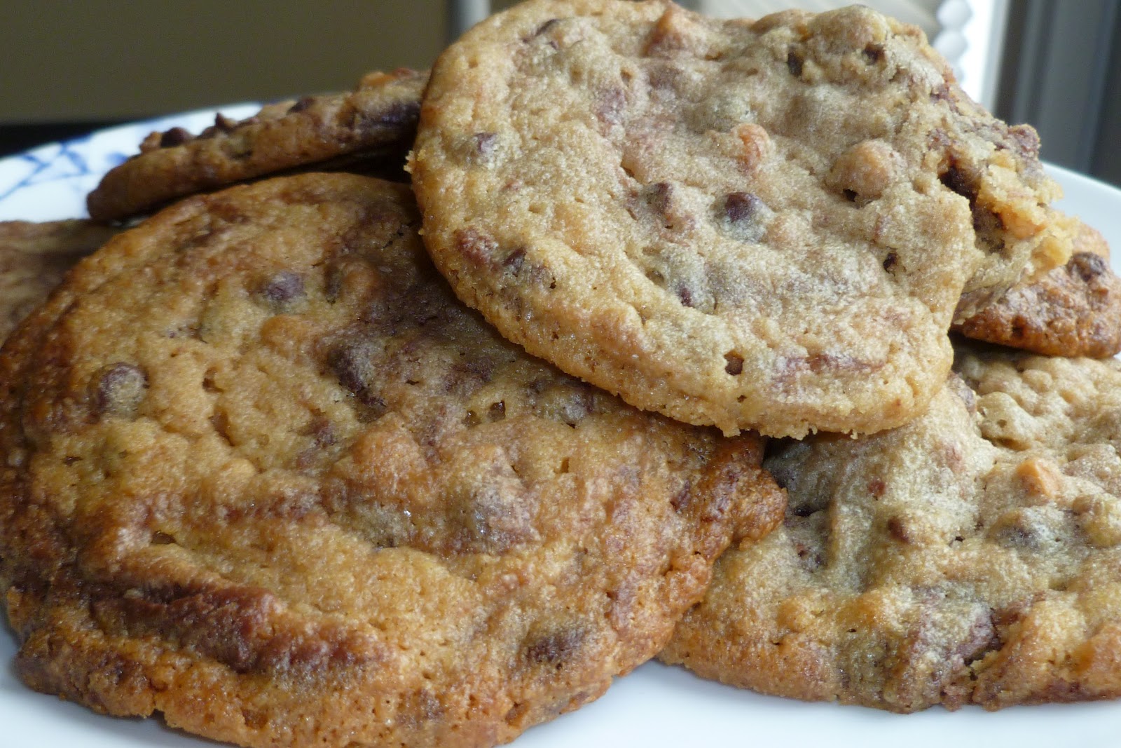 The Pastry Chef's Baking Peanut Butter Cookies with Nutella