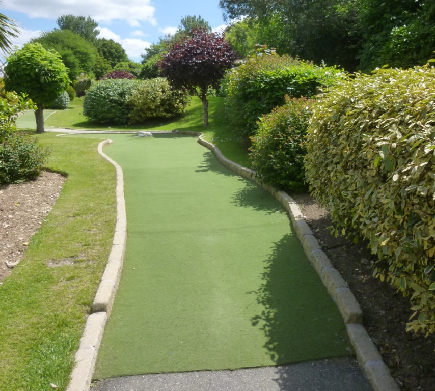 The Ham and Egger Files: Crazy Golf and Pitch & Putt at Trenance