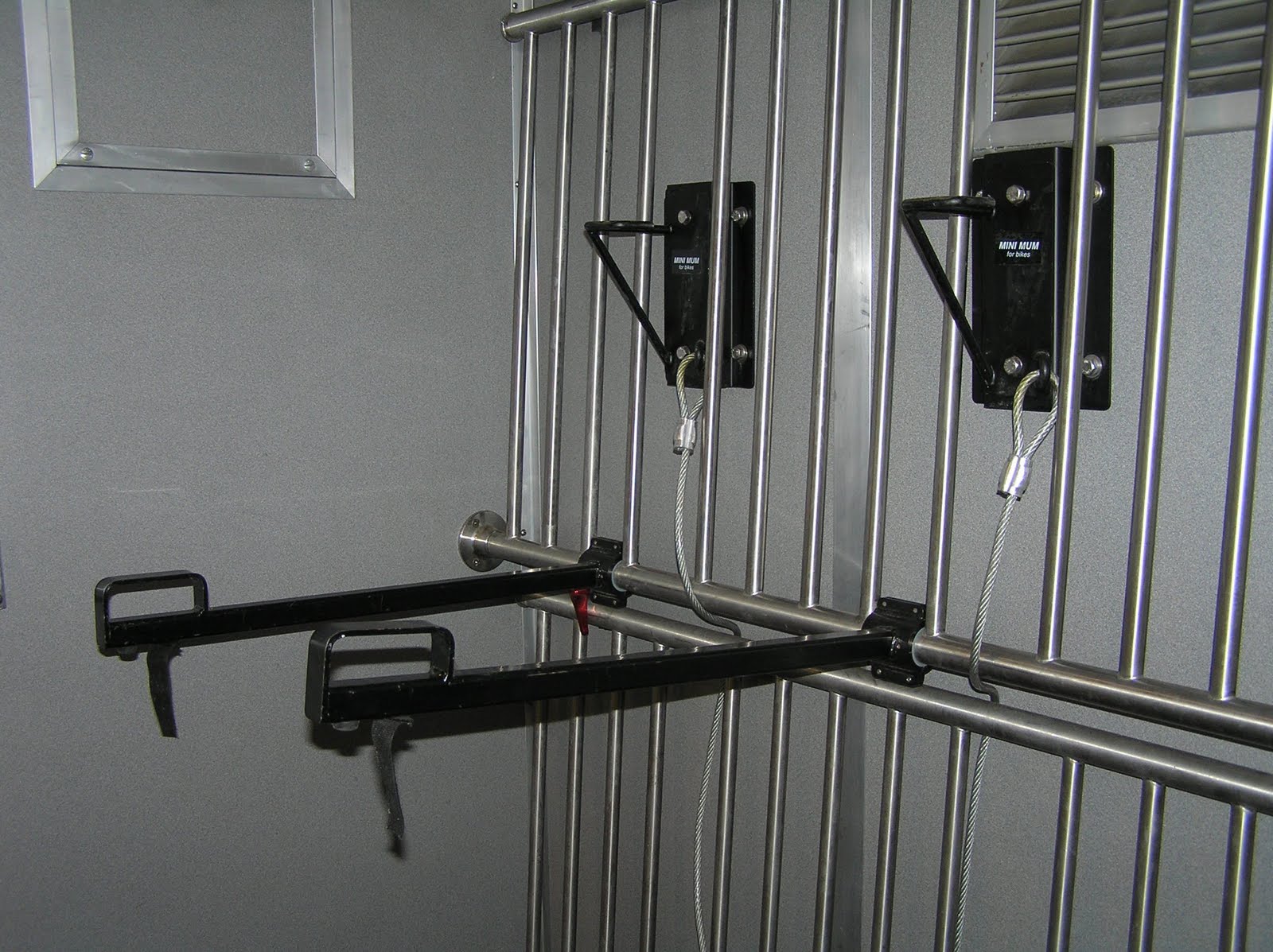 NYC BIKE STORAGE. HOW TO DESIGN BIKE STORAGE ROOMS IN NYC Efficient